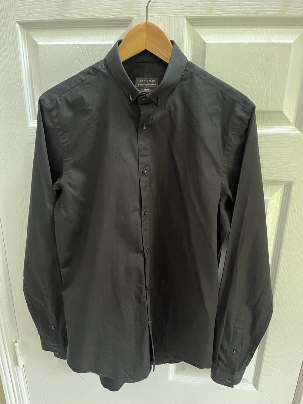 Zara Black Long-Sleeve Button-Up Dress Shirt